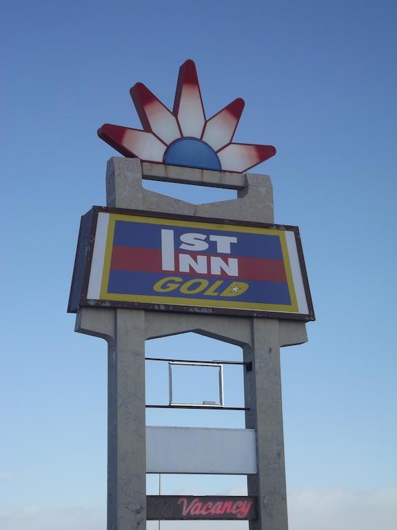 1St Inn Gold - Limon Exterior photo